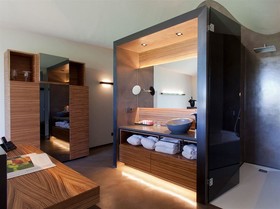 Cava & Hotel Mastinell