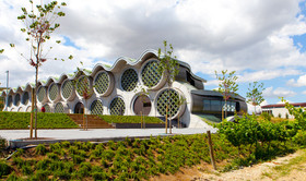 Cava & Hotel Mastinell