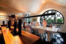 Cava & Hotel Mastinell