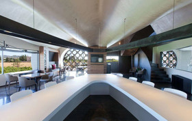 Cava & Hotel Mastinell