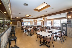 Hostal Casa Feliu by OYO