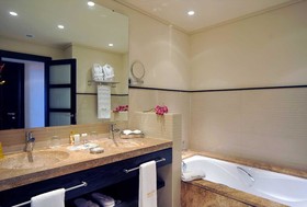 Royal Hideaway Sancti Petri