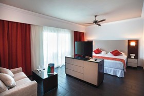 Hotel Riu Monica