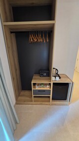 Hostal Rambla 24 by Holihome