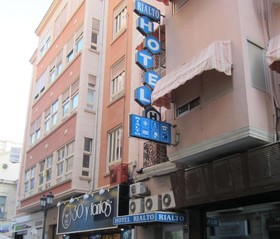 Urban Hotel