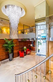 Avenida Hotel & Apartments