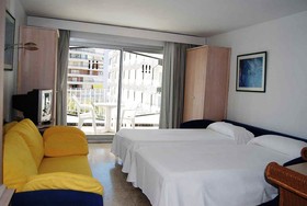Apartamentos Belroy