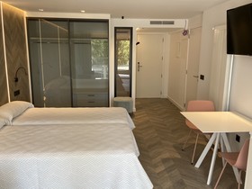 Belroy Hotel & Apartmentos