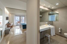 Belroy Hotel & Apartmentos