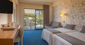 RH Corona del Mar Beach Hotel