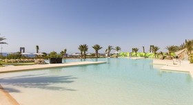 Grand Luxor All Suites Hotel