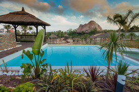 Magic Natura - Animal, Waterpark & Polynesian Lodge Resort
