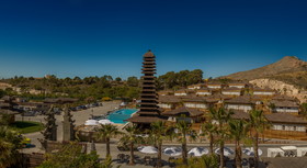 Magic Natura - Animal, Waterpark & Polynesian Lodge Resort