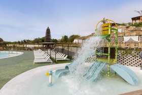 Magic Natura - Animal, Waterpark & Polynesian Lodge Resort