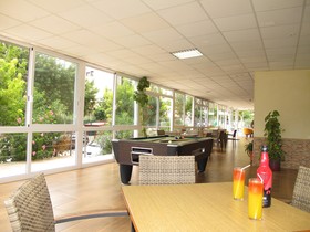 Vistamar Apartments