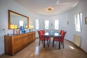 Villa Ana