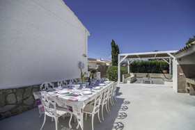 Villas Guzman-Casa del Rull