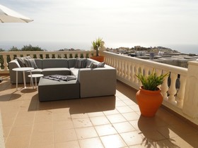 Villa Lirios