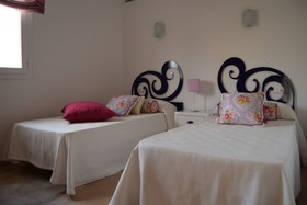 Villa Lirios