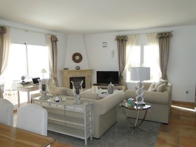 Villa Lirios
