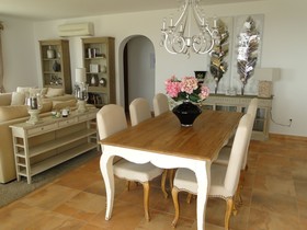 Villa Lirios