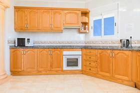 Villa Adoracion