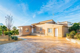 Villa Loly