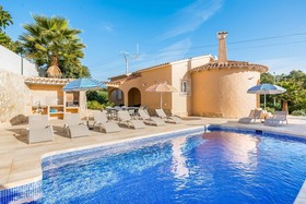 Villa Loly