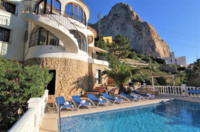 Villa Valley