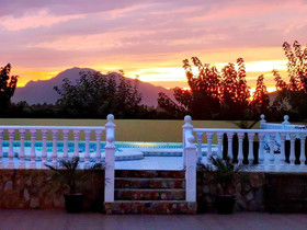 Villa 98 Bed & Breakfast