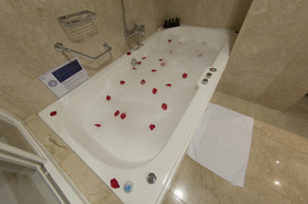 La Laguna Spa & Golf