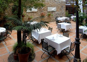 Hotel Boutique Nou Romà
