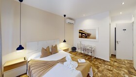 Room Boutique 32