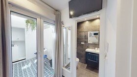 Room Boutique 32