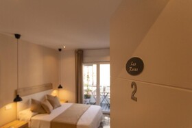 Room Boutique 32