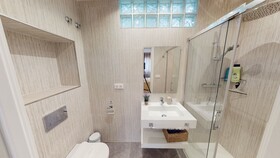 Room Boutique 32