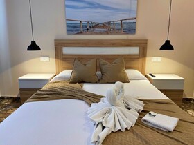 Room Boutique 32