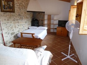 Casitas Gorgos - Monty's