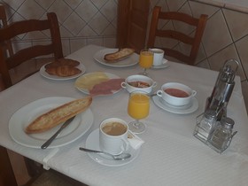 Hostal Roig 53