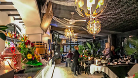 Lloyds Beach Club