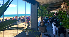 Lloyds Beach Club