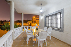 Fidalsa Villa Grand White House