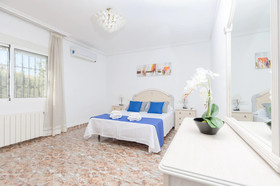 Fidalsa Villa Grand White House