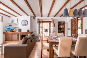 Villa Aire