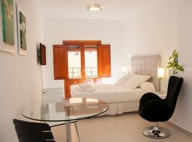 Happyvila Apartments