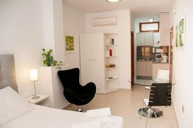 Happyvila Apartments
