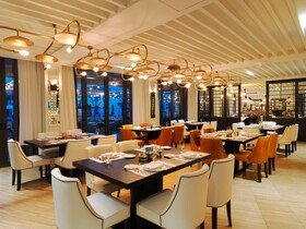 Hotel Camiral