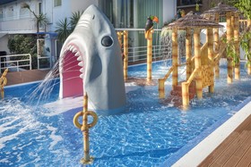 GHT Balmes Hotel Aparthotel & SPLASH