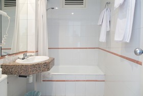 GHT Balmes Hotel Aparthotel & SPLASH