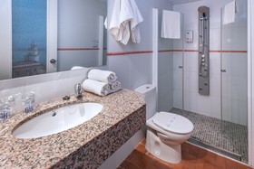 GHT Balmes Hotel Aparthotel & SPLASH